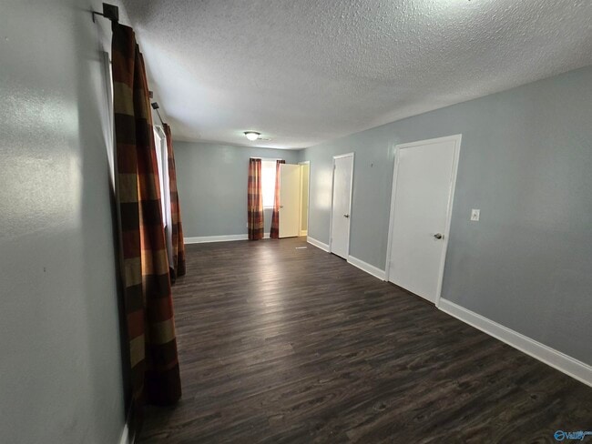 Building Photo - 159 Mallard Dr