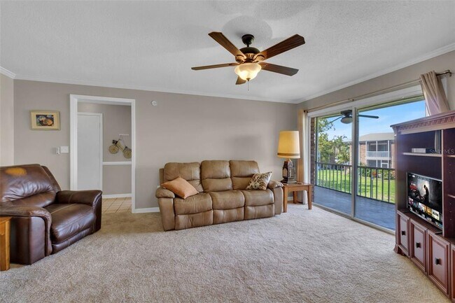 Building Photo - 3847 35th Way S