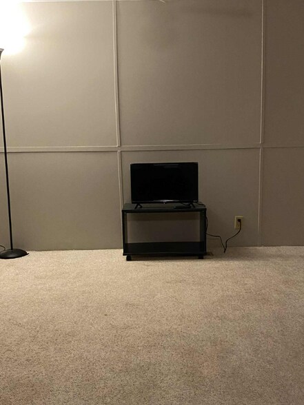 Building Photo - 6138 Young St