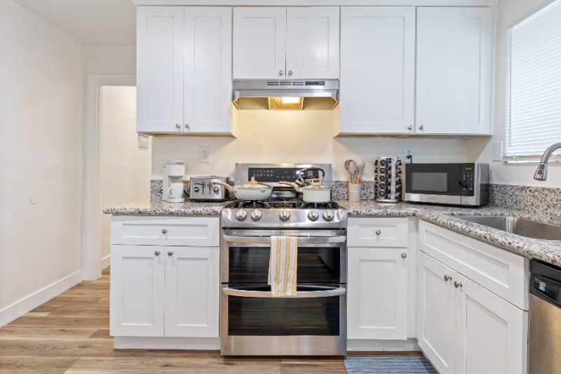 Building Photo - 225 S Main St