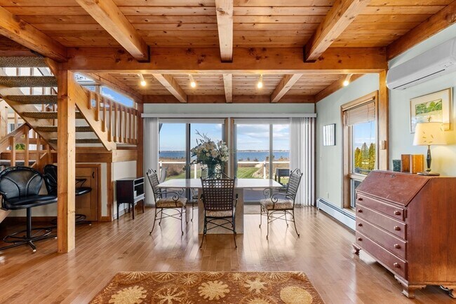 Building Photo - 2 Windward Way