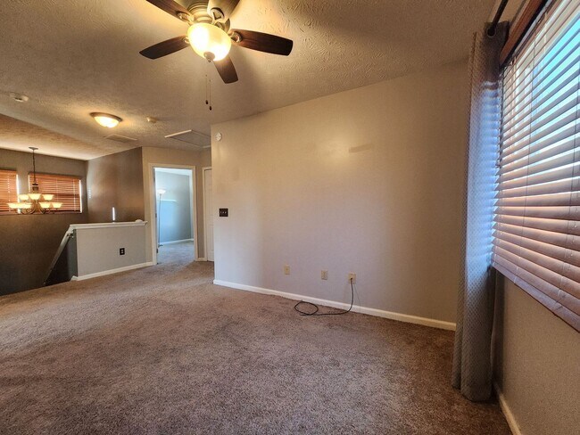 Building Photo - Beautiful 2-Story Home in Northmont School District