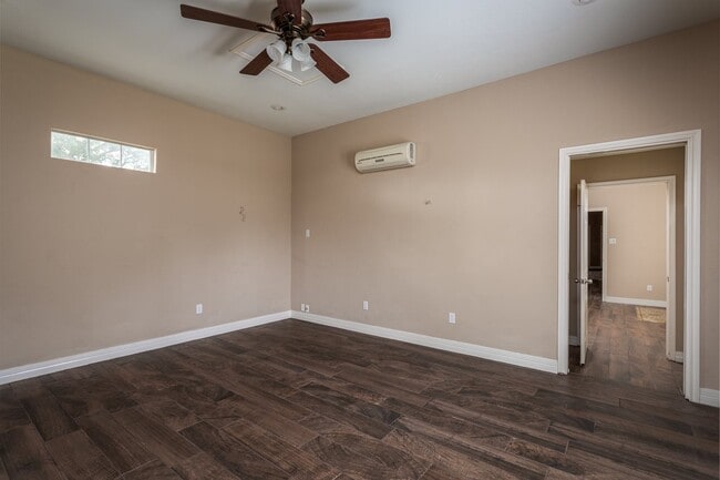 Building Photo - 100 Timber Rock Dr