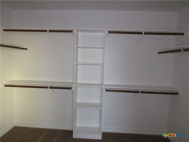 Building Photo - 10102 Taylor Renee Dr