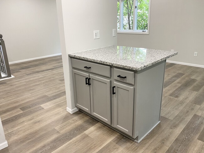 Building Photo - 8553 Baltimore St NE