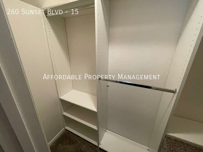 Building Photo - 260 Sunset Blvd