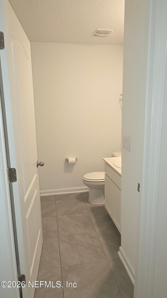 Building Photo - 56 Sage Br St