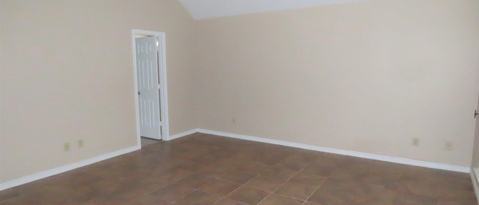 Building Photo - 21206 Altuda Ln