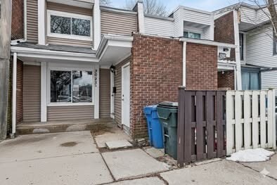 Building Photo - 3023 Wakefield Dr