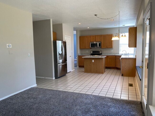 Building Photo - Antelope Run 3 bedroom home