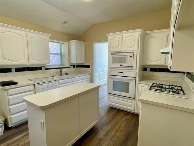 Building Photo - 1415 Woodmont Dr