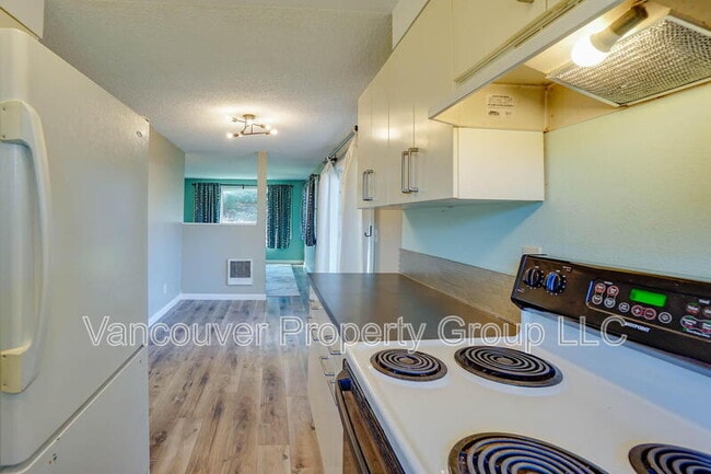 Building Photo - 505 NW 5th Ave