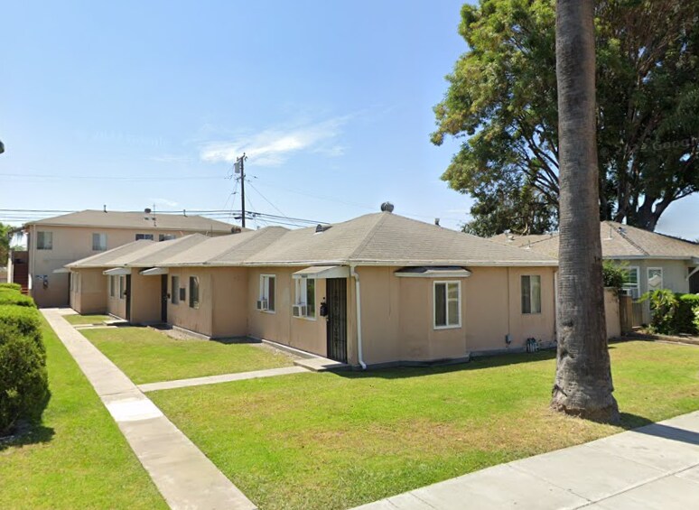 Primary Photo - 11730 Lakewood Blvd