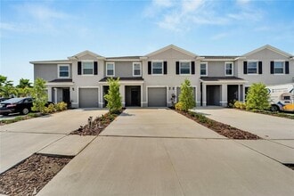 Building Photo - 17641 Crescent Moon Lp