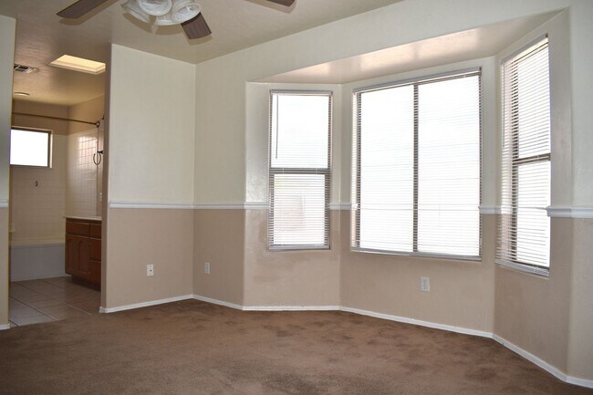 Building Photo - 2112 Calle Sabo