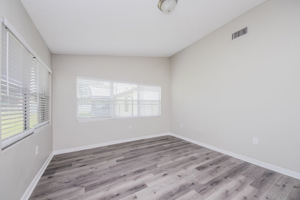 Building Photo - 911 San Rafael Way