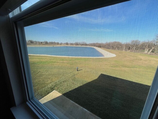 Building Photo - 77 SE 361st Rd