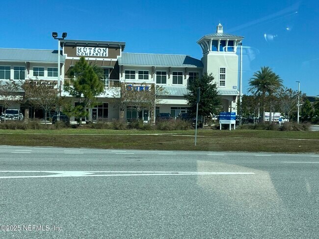 Building Photo - 110 Java Ln