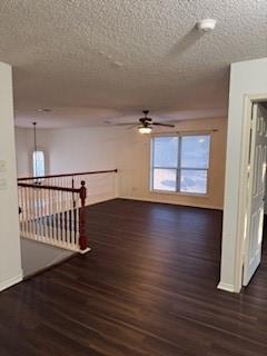 Building Photo - 1926 Twin Oaks Cir