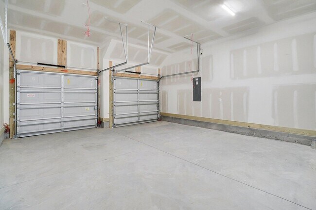 Building Photo - 502 Sound Dr