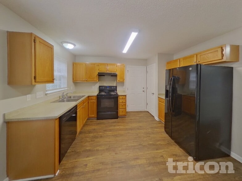 Building Photo - 13113 Woodland Farm Dr