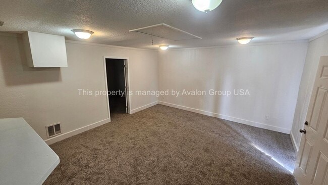 Building Photo - 2701 Lowell Ave