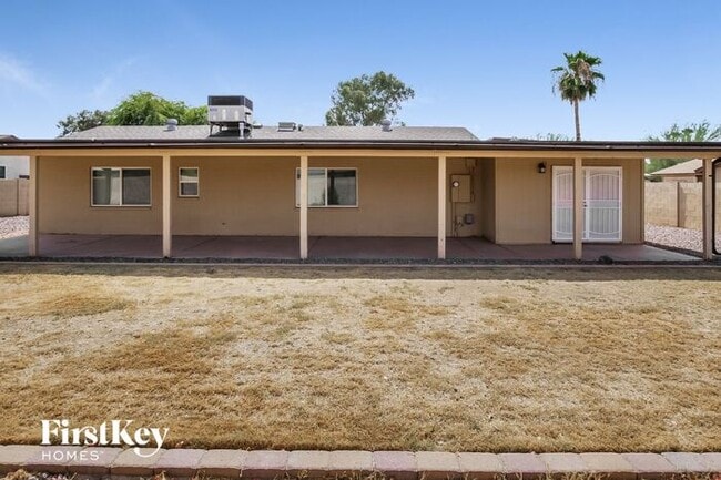 Building Photo - 4134 E Campo Bello Dr