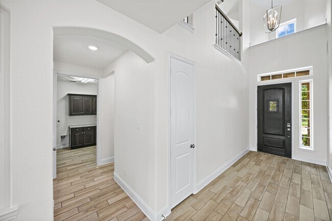 Building Photo - 11918 Sumitomo Ln