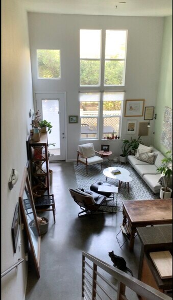 Building Photo - 655 12th St