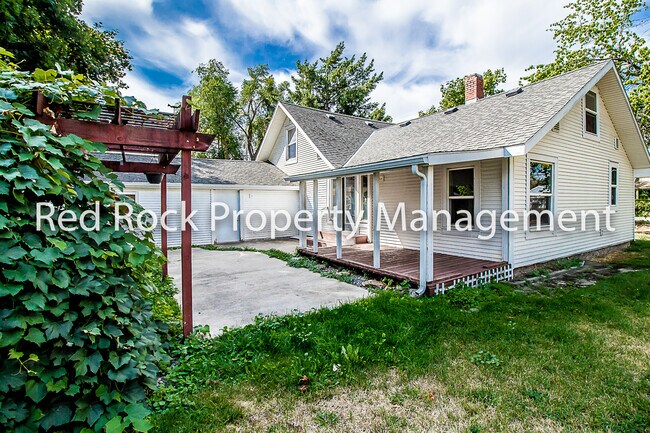 Building Photo - 18307 E Sinto Ave