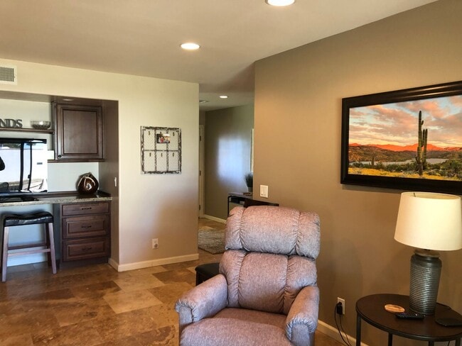 Building Photo - Welcome to this charming 2-bedroom, 2-bathroom house located in Leisure World a 45+ Active Adult ...