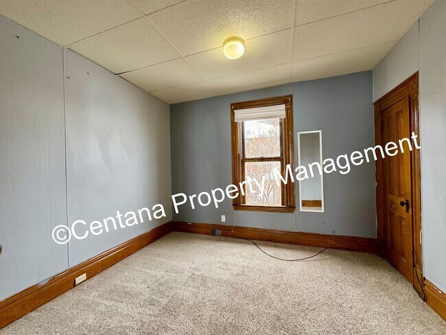 Building Photo - 816 Caledonia St