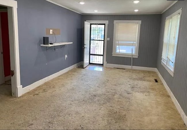 Building Photo - PSU Students – 3 Bed, 2 Bath Home Just Min...