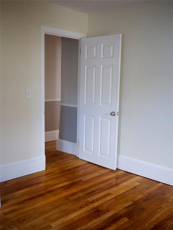 Building Photo - 220 Carpenter St