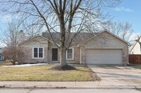 Building Photo - 3 Bedroom 2 Full Bath Ranch in Peaceful Geist Valley Estates