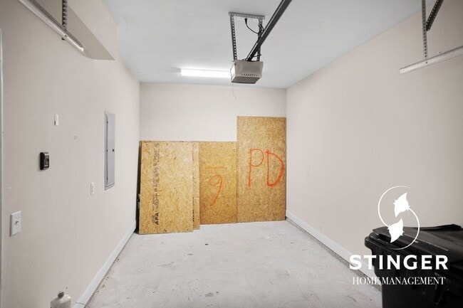 Building Photo - 362 Dante Cir