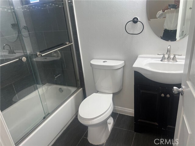 Building Photo - 1633 E 45th St