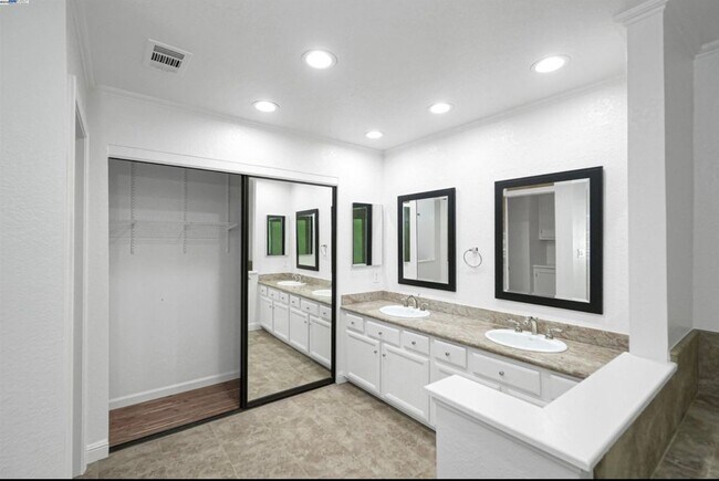 Building Photo - San Ramon 4 Bd / 2.5 Ba Semi Custom Home l...