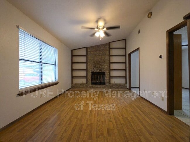 Building Photo - 12709 Burson Dr