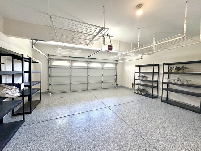 Building Photo - 6071 Paseo Pradera