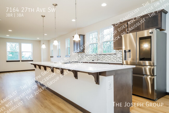 Building Photo - 7164 27th Ave SW