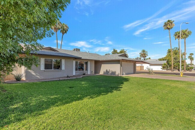 Building Photo - 5-Bedroom Tempe Home with Private Pool, Guest House & Garage Near ASU