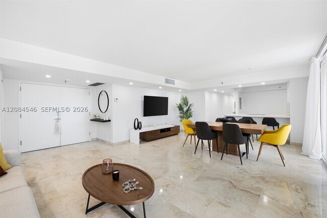 Building Photo - 2401 Collins Ave