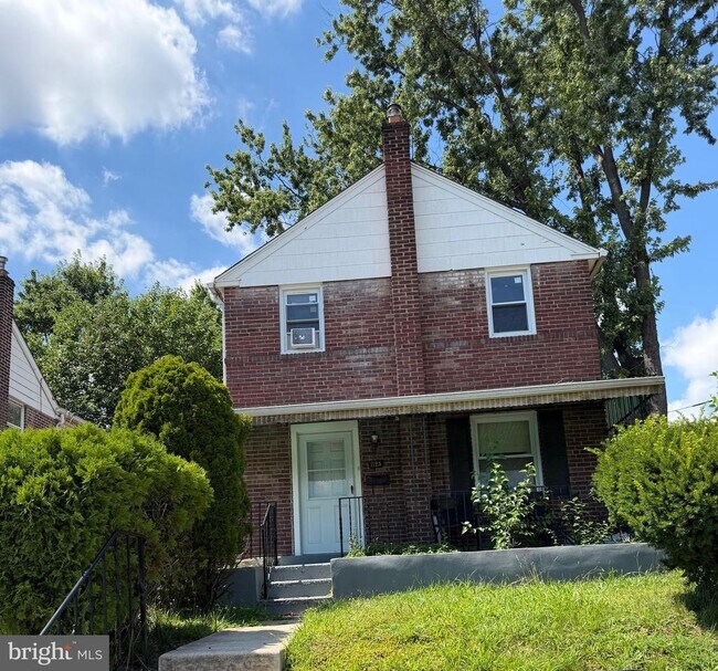 Building Photo - 1123 Chester Pike