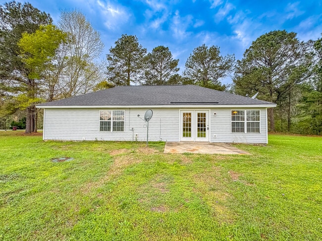 Building Photo - 304 Brina Rd