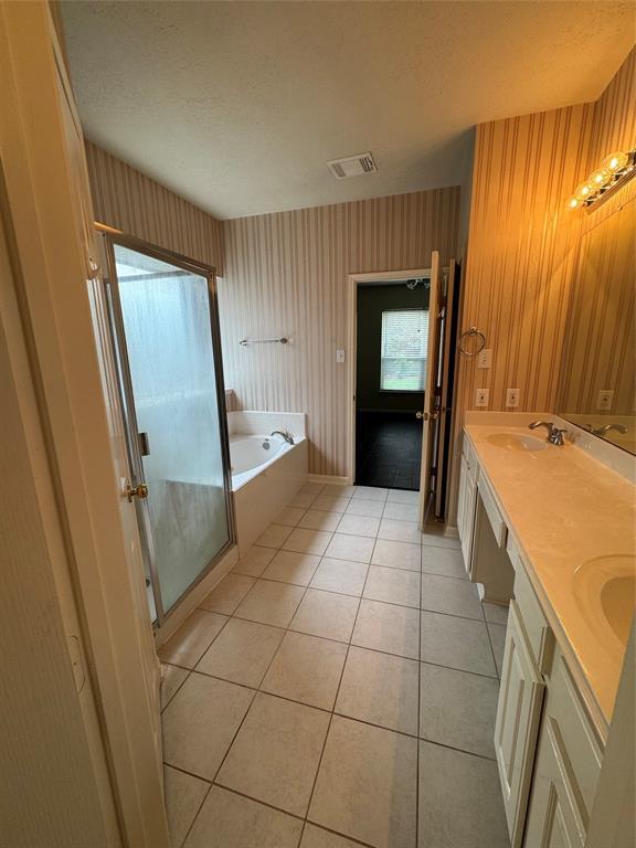 Building Photo - 22327 Bellows Bend Dr