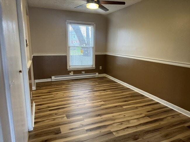 Building Photo - 179 Hedgewood Ct