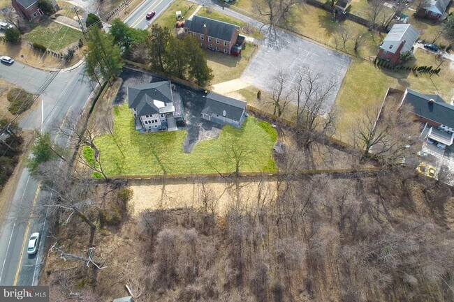 Building Photo - 9300 Riggs Rd