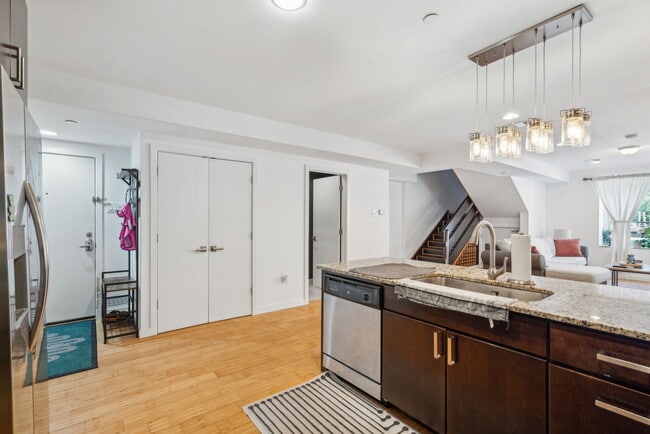 Building Photo - 3863 Terrace St