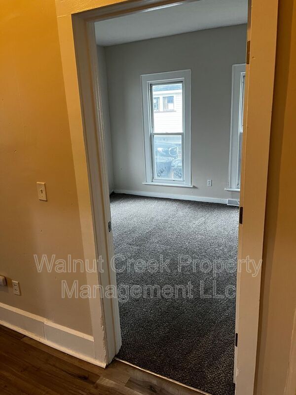 Building Photo - 362 Furnace St